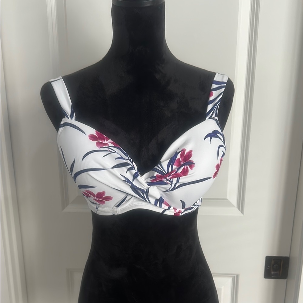 Tommy Bahama  Bikini Top 36C